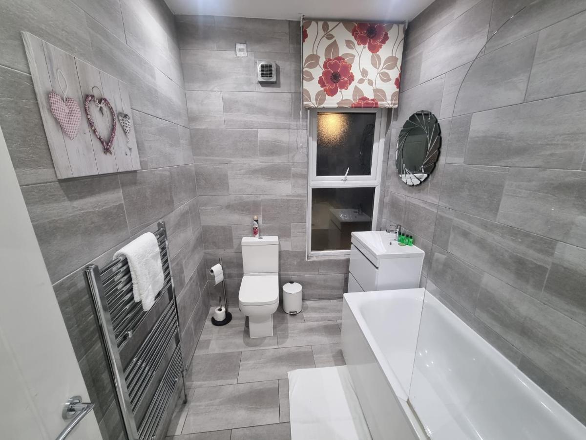 *A!S* Setup For Your Most Amazing Relaxed Stay + Free Parking + Free Fast Wifi * Leeds  Kültér fotó
